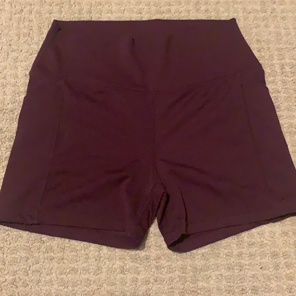 Debits Athletic high rise shorts